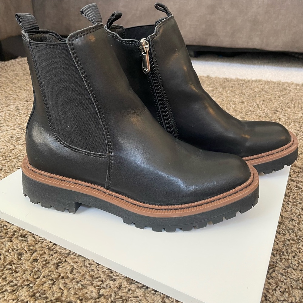 Sam Edelman Girls' Laguna Chelsea Boot - size 4 big girls, women’s 5.5